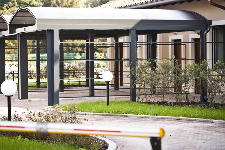 Elysium Hotel Raya Mediglia Екстер'єр фото